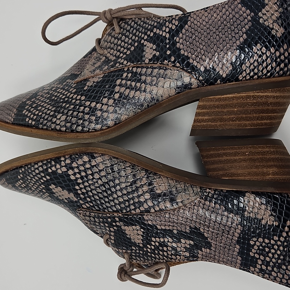Lucky Brand Erreka Snakeskin Lace-Up Derby Oxfords Womans 7M - Picture 7 of 11